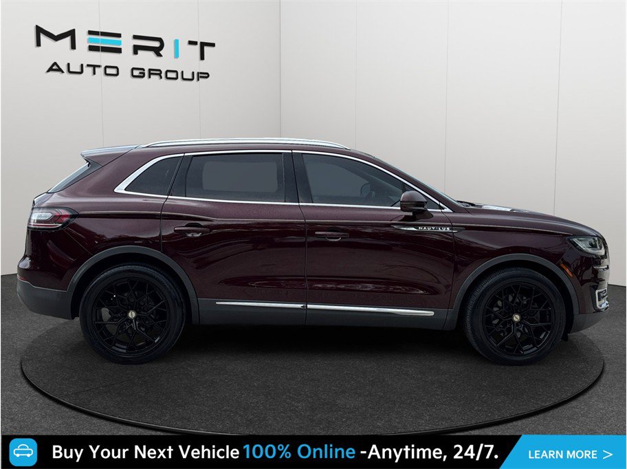 Used 2019 Lincoln Nautilus Select FWD image 10