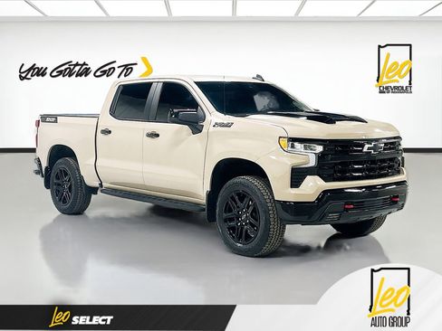 Used 2023 Chevrolet Silverado 1500 LT Trail Boss image 3