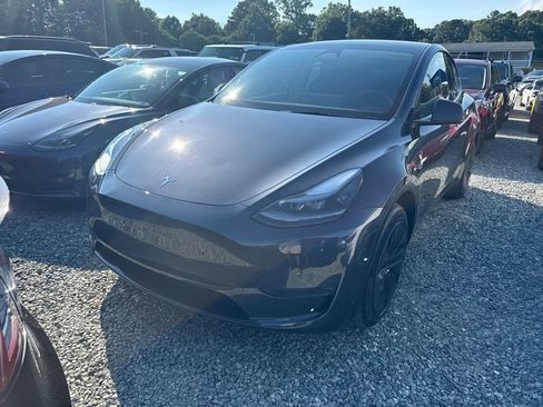 Used 2025 Tesla Model Y Long Range AWD/4WD image 1