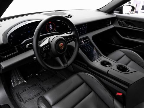 Used 2023 Porsche Taycan w/ Premium Package image 3