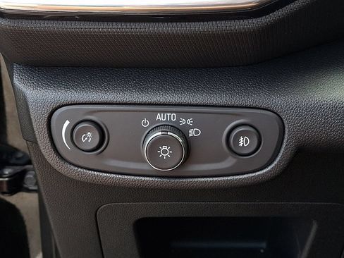 Used 2023 Chevrolet TrailBlazer LT w/ Convenience Package FWD image 32