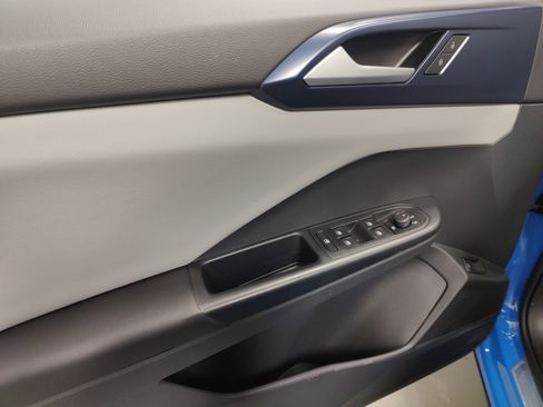 Certified 2023 Volkswagen Taos SE w/ Panoramic Sunroof Package image 26