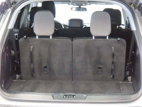 Used 2023 Ford Explorer XLT w/ Equipment Group 202A image 17