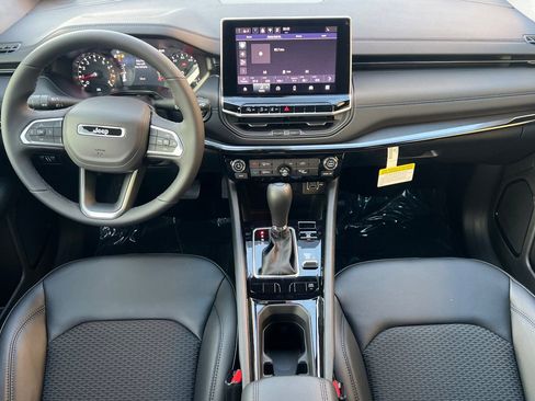 New 2026 Jeep Compass Latitude AWD/4WD image 9