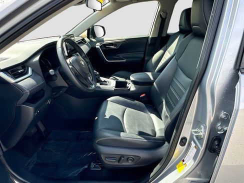 Used 2023 Toyota RAV4 XLE Premium FWD image 27