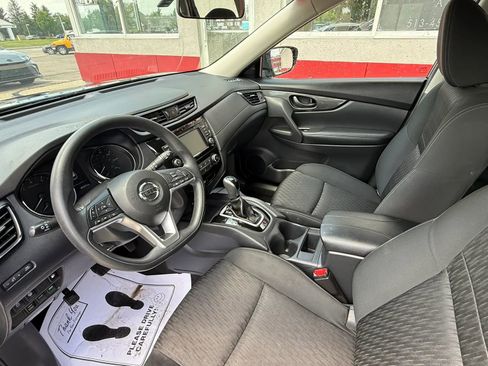 Used 2019 Nissan Rogue S AWD/4WD image 9