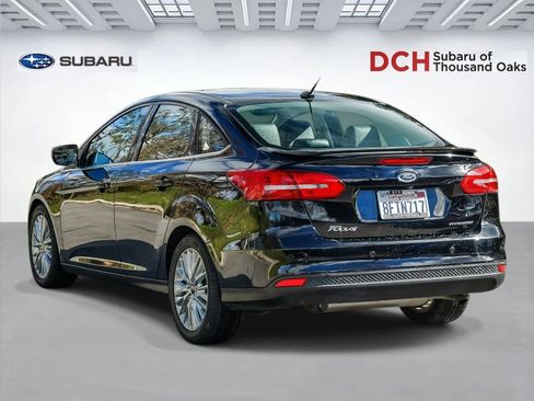 Used 2017 Ford Focus Titanium w/ Titanium Technology Package image 6