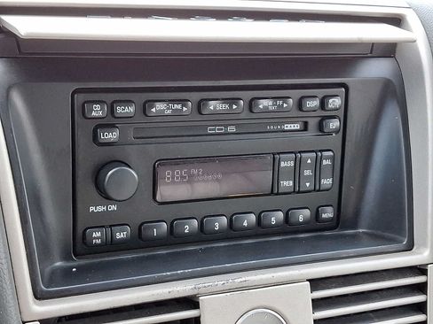 Used 2004 Lincoln Aviator 2WD image 18