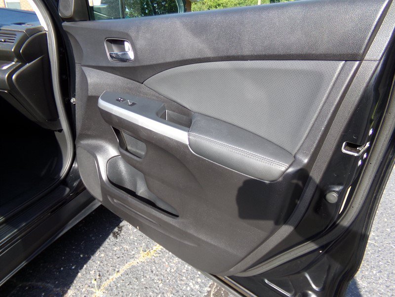 Used 2015 Honda CR-V Touring image 47