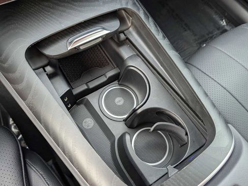 Used 2025 Mercedes-Benz E 450 4MATIC Sedan image 20