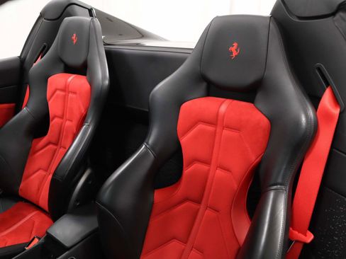 Certified 2018 Ferrari 488 Spider RWD image 18