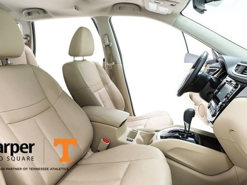 Used 2016 Nissan Rogue SL image 36