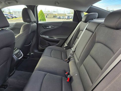 Used 2023 Chevrolet Malibu LT FWD image 17