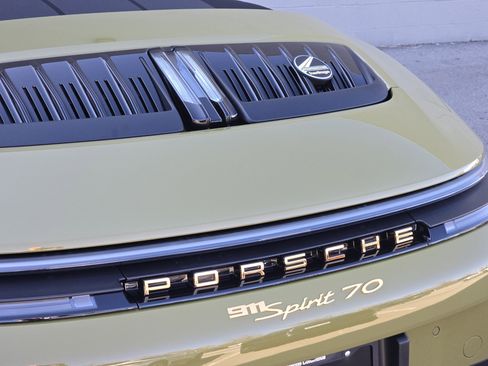 New 2026 Porsche 911 Carrera GTS image 13