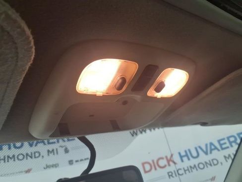 Used 2008 Ford Escape XLT image 27