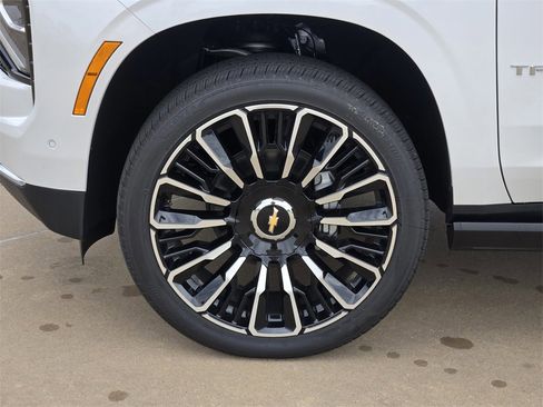 New 2025 Chevrolet Tahoe High Country image 20