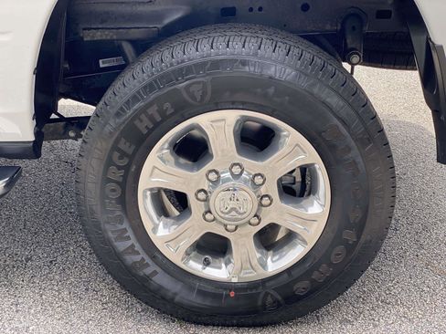 Used 2026 RAM 2500 Big Horn AWD/4WD image 17