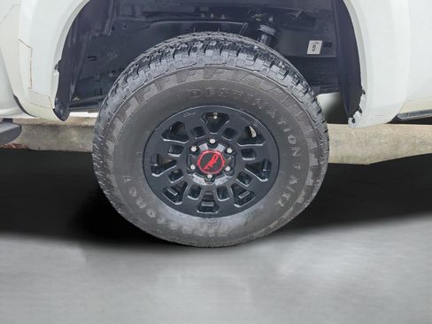 Used 2022 Toyota Tacoma TRD Sport image 33