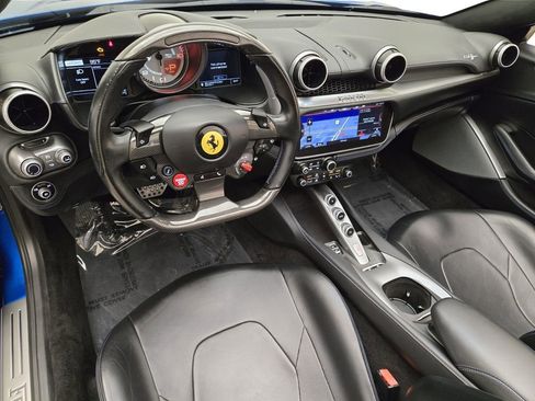 Used 2019 Ferrari Portofino image 19