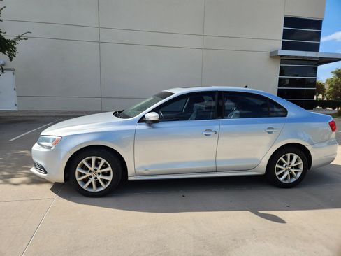 Used 2014 Volkswagen Jetta SE image 33