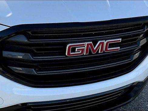 Used 2020 GMC Terrain SLE w/ Driver Convenience Package image 34