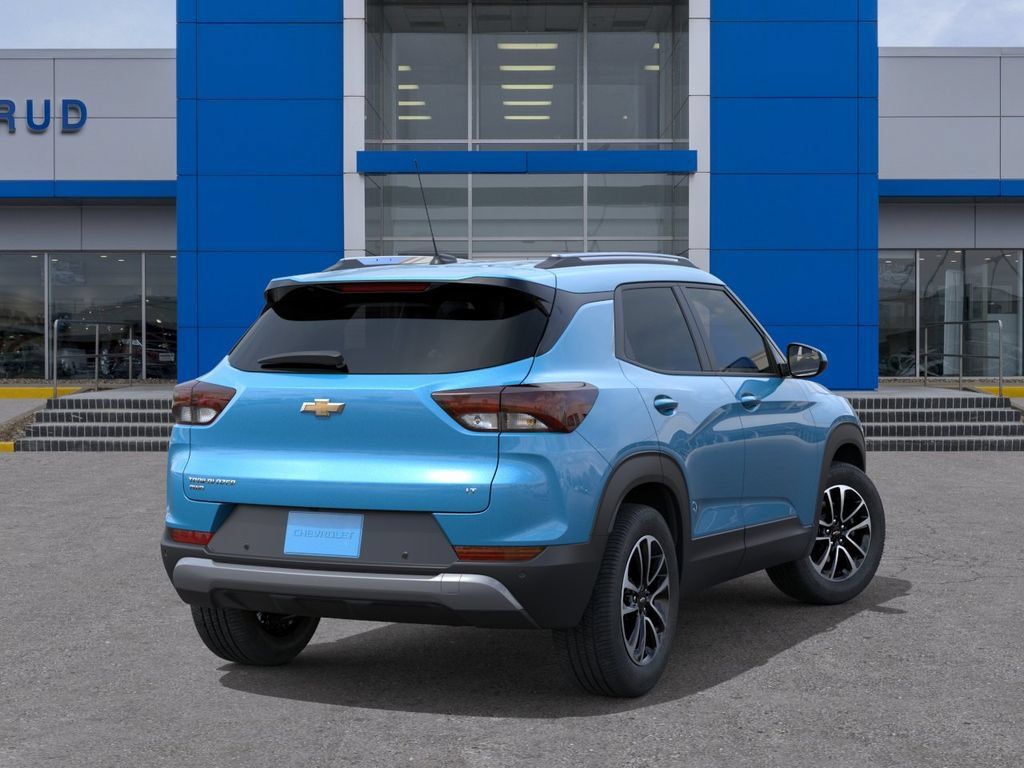 New 2026 Chevrolet TrailBlazer LT w/ LT Cold Weather Package AWD/4WD image 4