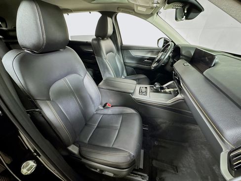 Used 2025 MAZDA CX-90 3.3 Turbo w/ Preferred Package image 26