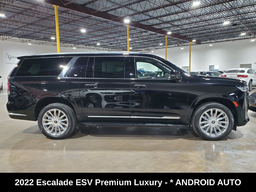 Used 2022 Cadillac Escalade ESV Premium Luxury AWD/4WD image 5
