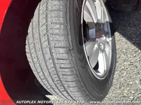 Used 2012 Chevrolet Sonic LT image 26