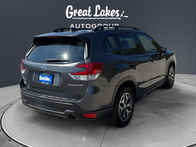 Used 2023 Subaru Forester Premium AWD/4WD image 5