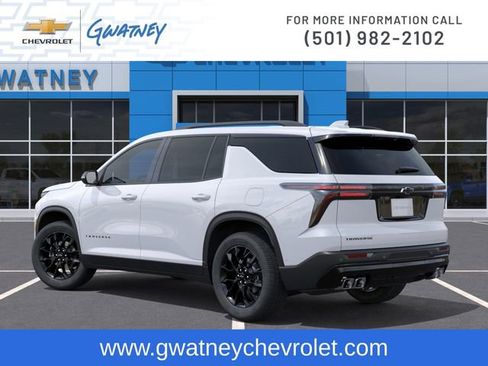 New 2026 Chevrolet Traverse LT w/ Midnight/Sport Edition FWD image 3