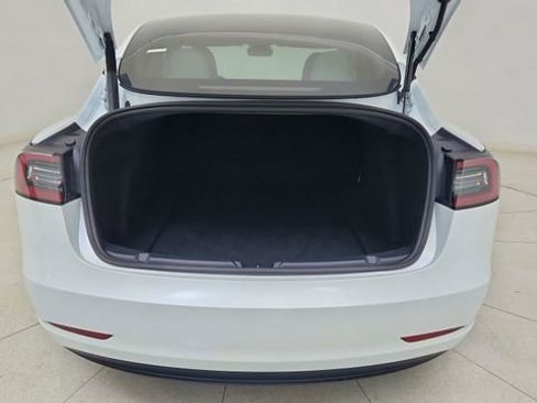 Used 2023 Tesla Model 3 Performance image 14
