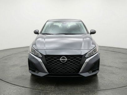 Used 2025 Nissan Altima 2.5 SV