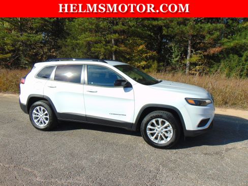 Certified 2022 Jeep Cherokee Latitude Lux image 8