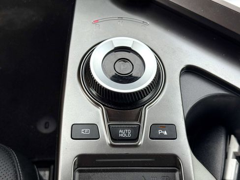 Used 2022 Kia EV6 Wind image 28