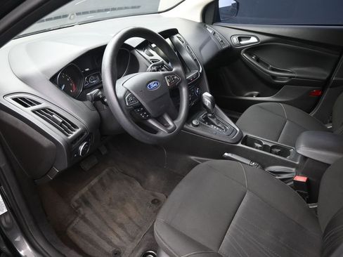 Used 2015 Ford Focus SE image 17