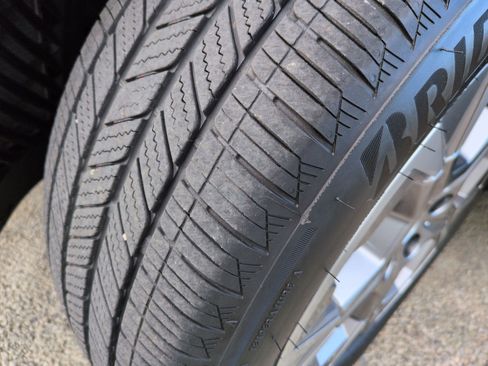 Used 2025 BMW X1 xDrive28i w/ Convenience Package image 12