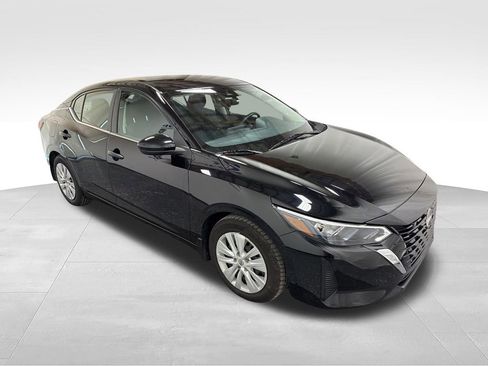 Used 2024 Nissan Sentra S FWD image 3