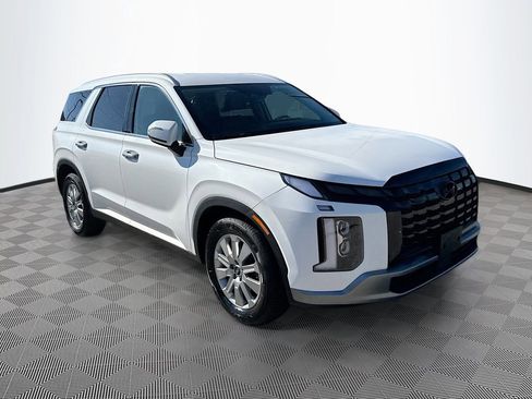 Used 2024 Hyundai Palisade SEL image 3