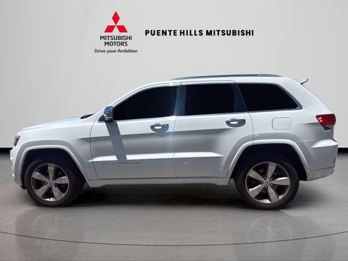 Used 2014 Jeep Grand Cherokee Overland AWD/4WD image 8