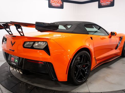 Used 2019 Chevrolet Corvette ZR1 RWD image 13