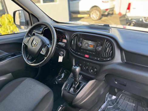 Used 2017 RAM ProMaster City Tradesman SLT w/ Rear Back-up Camera Group image 12