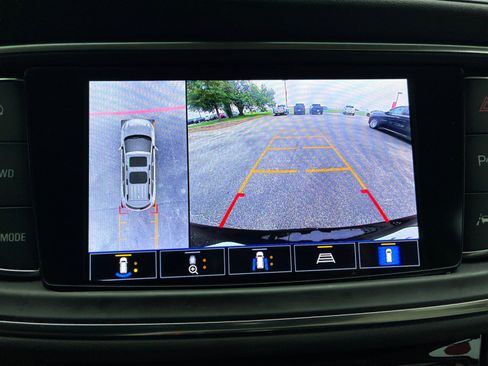 Used 2023 Buick Enclave Avenir w/ Avenir Technology Package AWD/4WD image 15