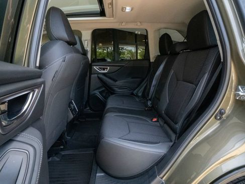Certified 2024 Subaru Forester Premium AWD/4WD image 15