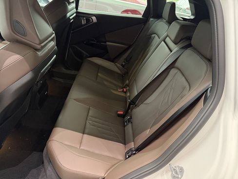 New 2026 BMW X3 xDrive30i w/ Premium Package AWD/4WD image 13