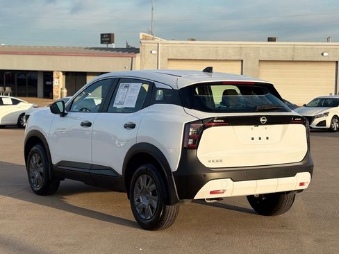 Used 2026 Nissan Kicks S image 6