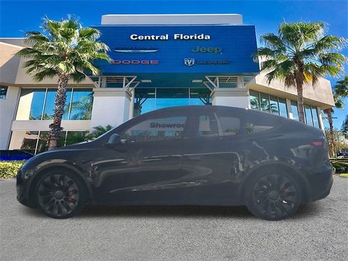 Used 2022 Tesla Model Y Performance image 8