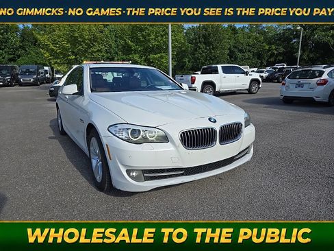 Used 2013 BMW 528i xDrive Sedan AWD/4WD image 1