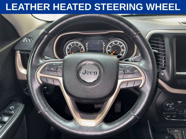 Used 2015 Jeep Cherokee Latitude w/ Cold Weather Group AWD/4WD image 19