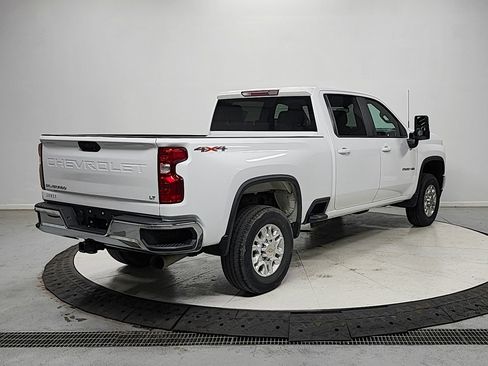 Used 2022 Chevrolet Silverado 2500 LT w/ Fleet Comfort Package AWD/4WD image 7